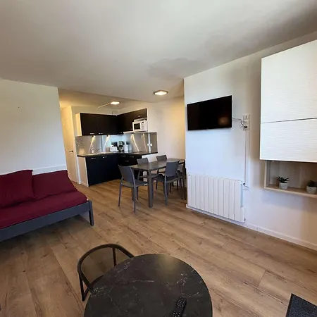 Rénové, Emplacement Idéal - 6 Pers. - Fr-1-885-71 Appartement