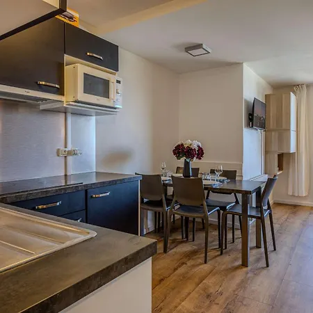 Appartement Rénové, Emplacement Idéal - 6 Pers. - Fr-1-885-71 La Plagne